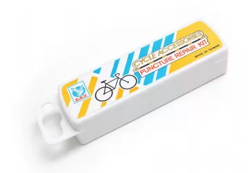 PRIBOR ZA KRPANJE F-1 PUNCTURE REPAIR KIT (6 ZAKRPA,LJEPILO 22GR. ,KREDA, BRUSNI PAPIR)