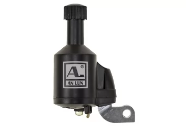 DINAMO ANLUN P2 ,6V/3W, LV , PVC , SA  NOSAČEM