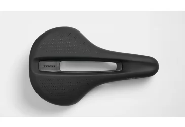 SJEDALO TREK VERSE SHORT PRO S RUPOM 250X155MM CRNO