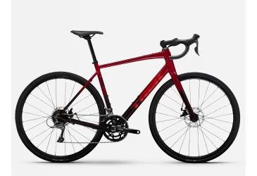 TREK Domane AL 2 Gen 4 2026 Crimson'Carmine Fade - TRKAĆI - MUŠKI