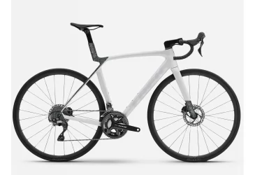 TREK Madone SL 5 Gen 8 2026 Gloss Crystal White'Matte Deep Smoke - TRKAĆI - MUŠKI