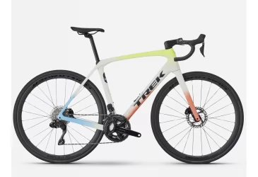 TREK Domane SL 6 Gen 4 2026 Era White'Glowstick'Coral Fade - TRKAĆI - MUŠKI