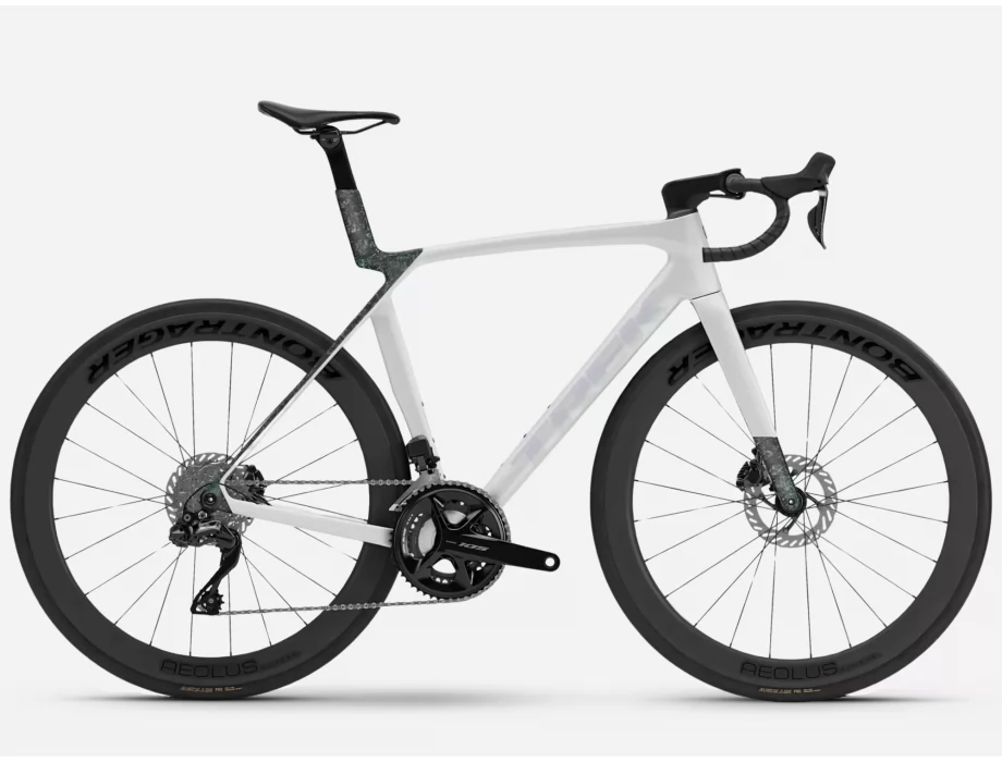 Madone SL 6 Gen 8 2026 Gloss Crystal White'Matte Deep Smoke - TRKAĆI - MUŠKI