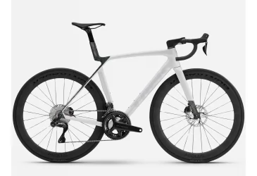 TREK Madone SL 7 Gen 8 2026 Gloss Crystal White'Matte Deep Smoke - TRKAĆI - MUŠKI