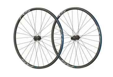 KOTAČ SHIMANO WH-RS171-700C, PREDNJI:28R/ZADNJI:28R, ZA 10/11 BRZINA, OLD:100/142MM, P/Z:12MM E-THRU, CLINCHER