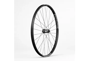 KOTAČ II 27.5 BONTRAGER LINE 28R TLR CLINCHER CRNI 10/11BR.