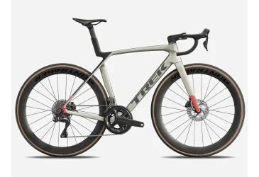 TREK Madone SL 7 Gen 8 2025 Lunar Silver - TRKAĆI - MUŠKI