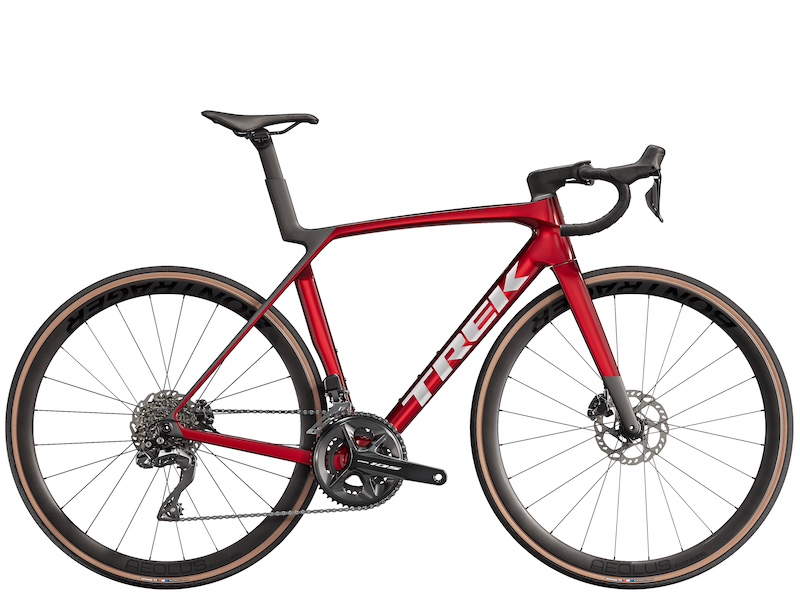 Trek predstavio novu 8. generaciju Madone. Upoznajte novi ultimativni cestovni bicikl!